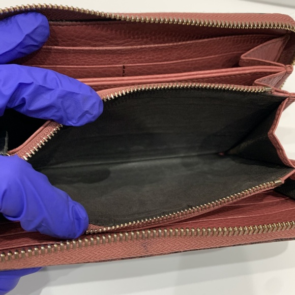 Gucci Black Soho Double G Zip Around Wallet Sku#85559 (Gently used,zip not work) - Picture 10 of 13